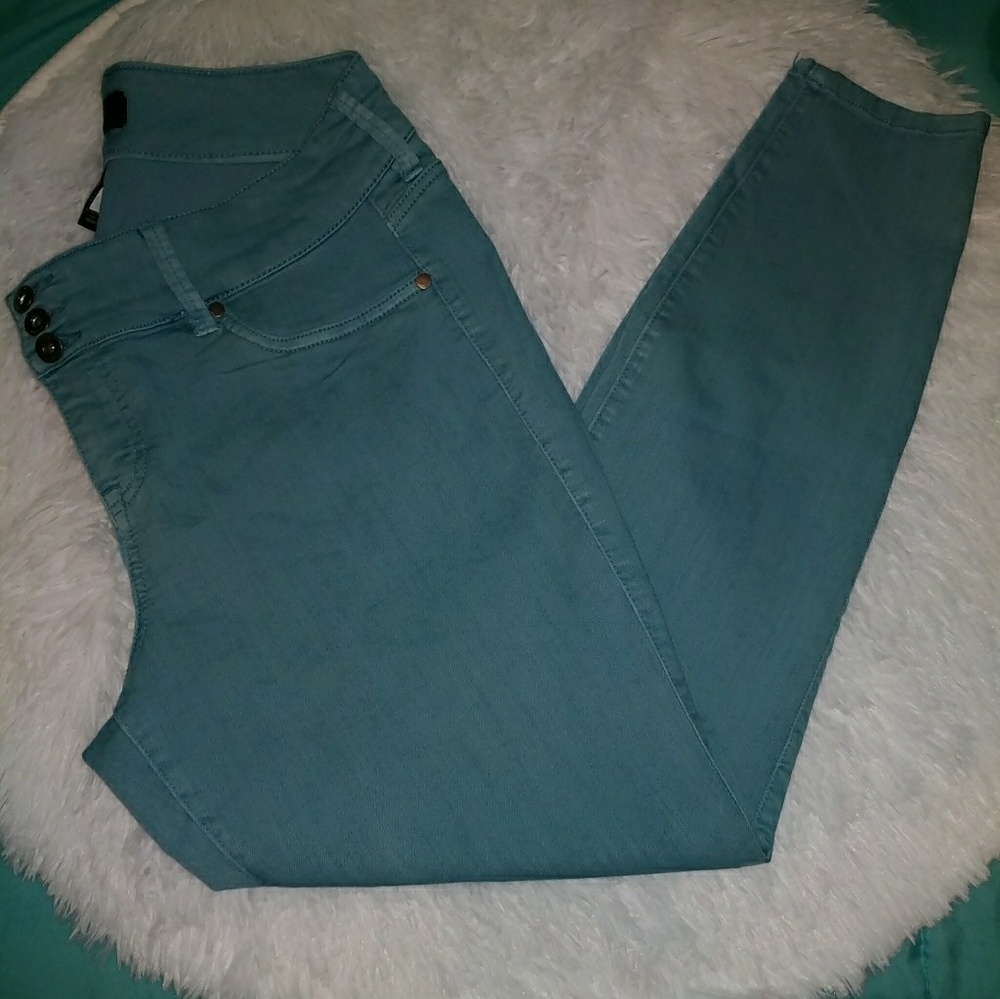 Torrid denim blue jeggings sz 18R